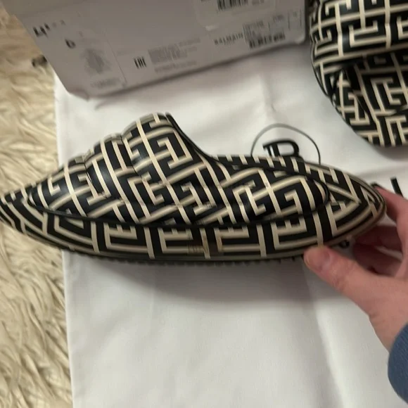 Balmain Black and White logo Slide Sandals-size 36 NEW - Picture 4 of 7